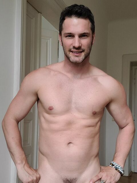 Tommy Wood